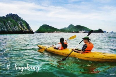 Lan Ha bay &ndash; Fishing village &ndash; Kayaking - Swimming &ndash; Monkey island beach